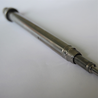 Chân đẩy và tay áo H13 SUJ2 SKD61 DIN16756 ISO8405 1.2344 Thép chết gia công nóng