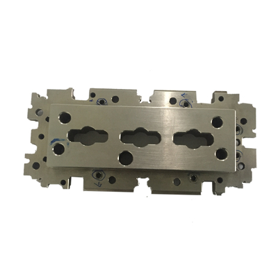 S50CH13 718 Bộ phận phay CNC SKD61 Dịch vụ phay nhôm CNC Khoang lõi khuôn lõi
