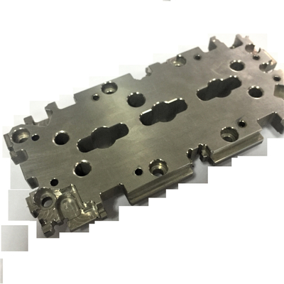S50CH13 718 Bộ phận phay CNC SKD61 Dịch vụ phay nhôm CNC Khoang lõi khuôn lõi